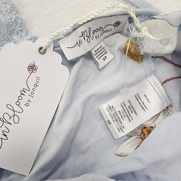 NWT In Bloom by Jonquil Beautiful Dreamer Camisole Top Blue Floral Small - Picture 6 of 6